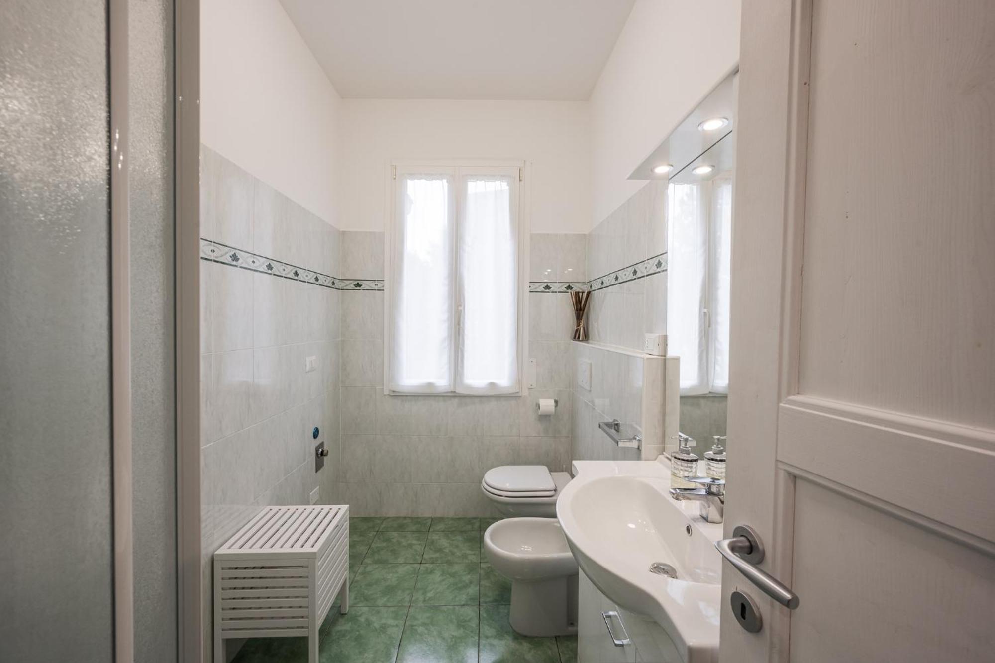 Villa Teresa Struttura Tra Ferrari E Lambrusco Solignano Nuovo Exteriér fotografie